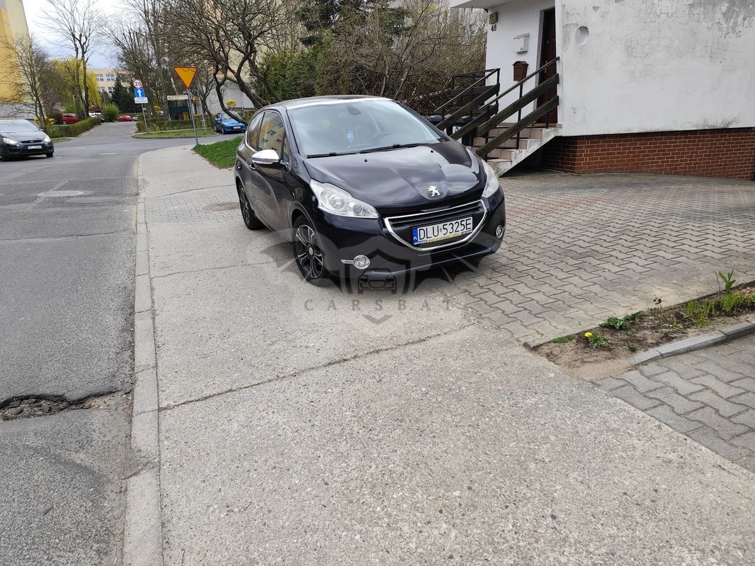 Peugeot 208 I 2014