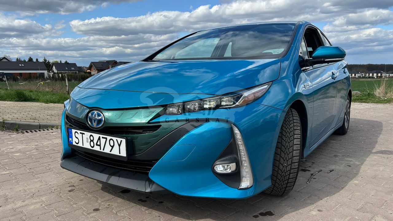 Toyota Prius IV Plug-in 1.8 Hybrid Prestige 2018