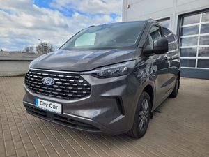 Ford Tourneo Custom 2025
