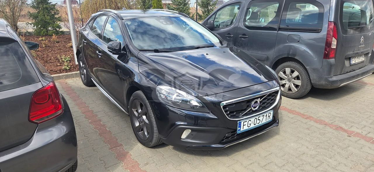 Volvo V40 II 2013
