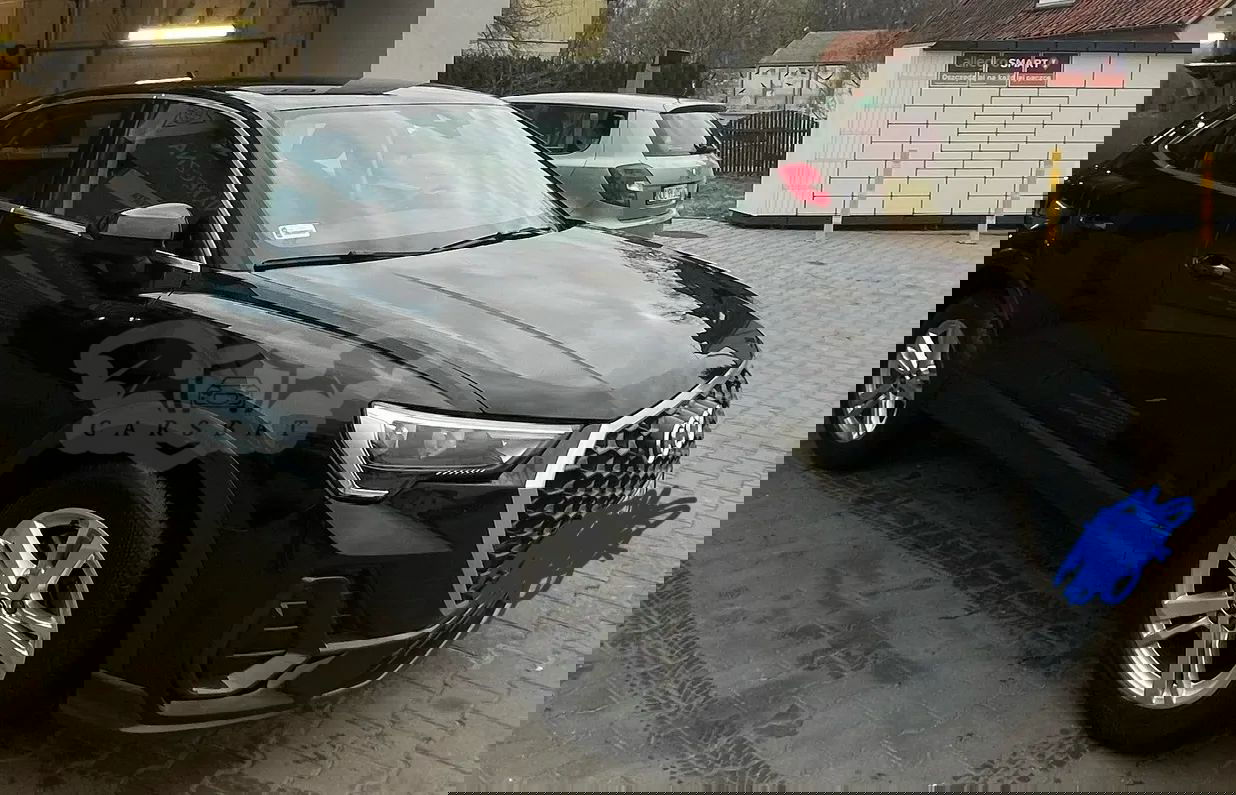 Audi RSQ3 2021