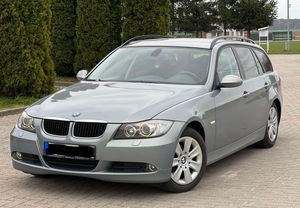 BMW 3 Series E90/E91/E92/E93 320i Touring 2007