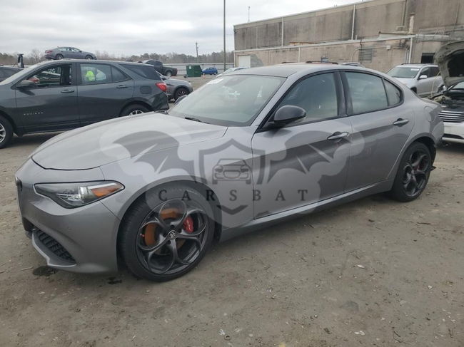 Alfa Romeo Giulia 2021