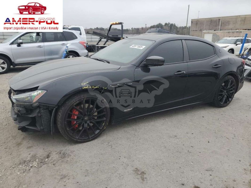 Maserati Ghibli 2021