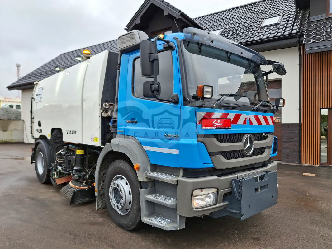 Mercedes-Benz Axor 2010