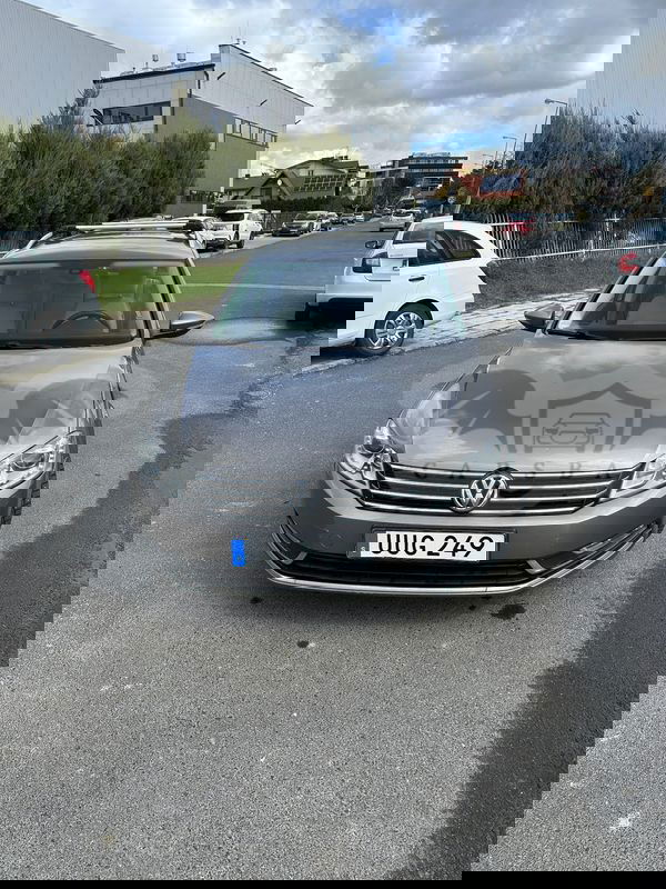 Volkswagen Passat B7 2.0 TDI Comfortline R-Style 2011
