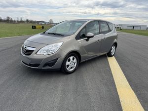 Opel Meriva II 1.4 Cosmo 2011