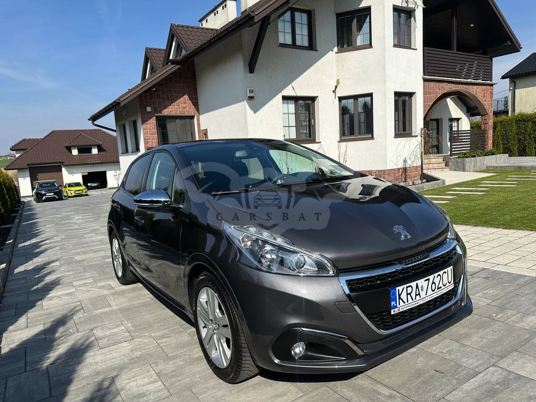 Peugeot 208 I PureTech 82 Stop & Start Signature 2019