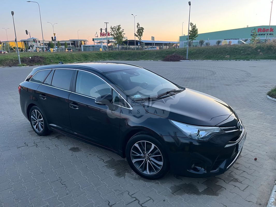Toyota Avensis III 1.8 Prestige 2017