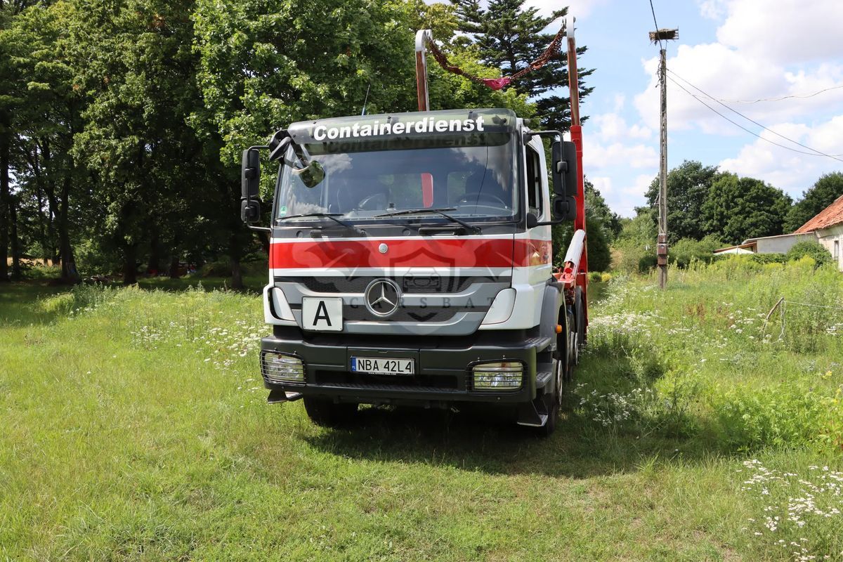 Mercedes-Benz Axor 2012