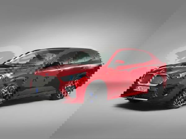 BMW iX2 eDrive20 66.5kWh M Sport 2024