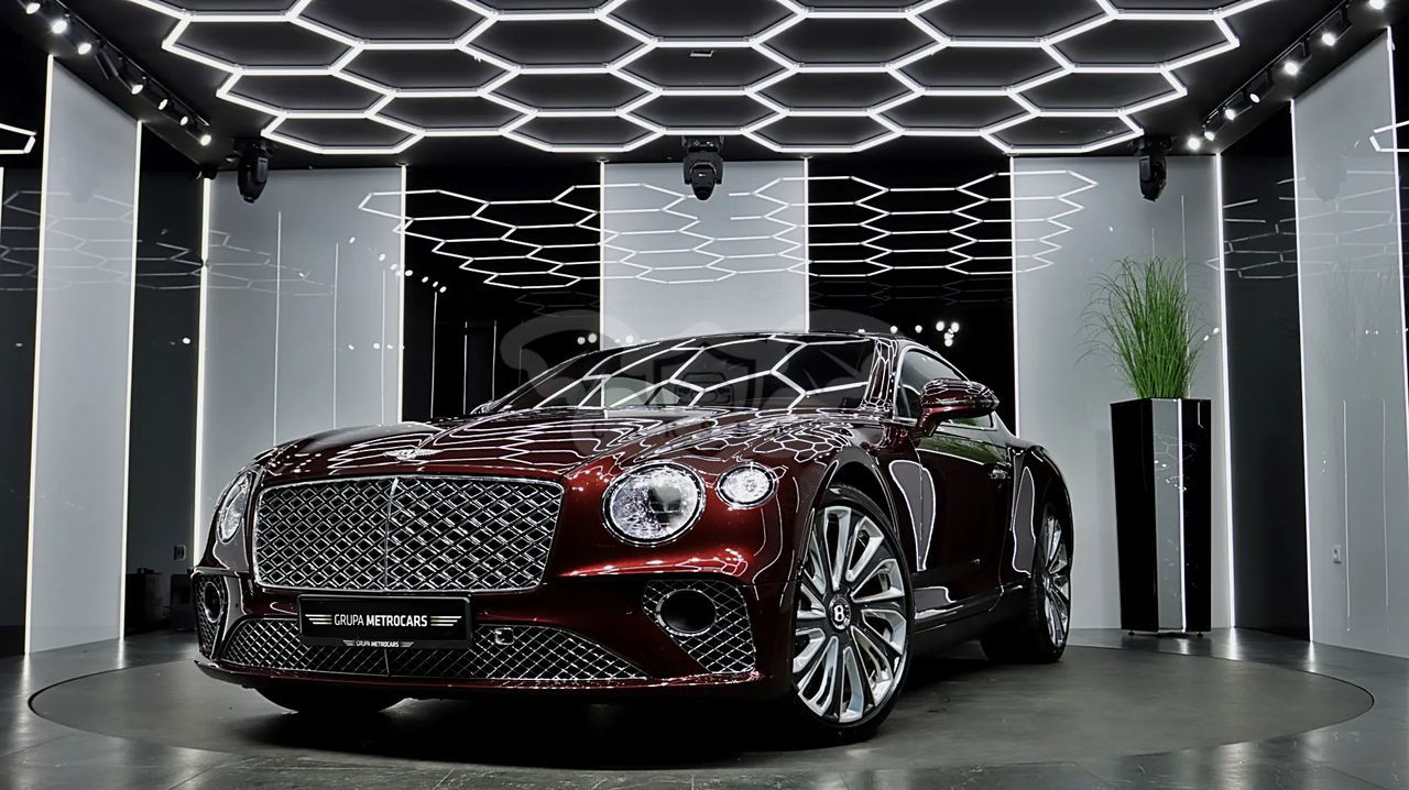 Bentley Continental New V8 Mulliner 2022