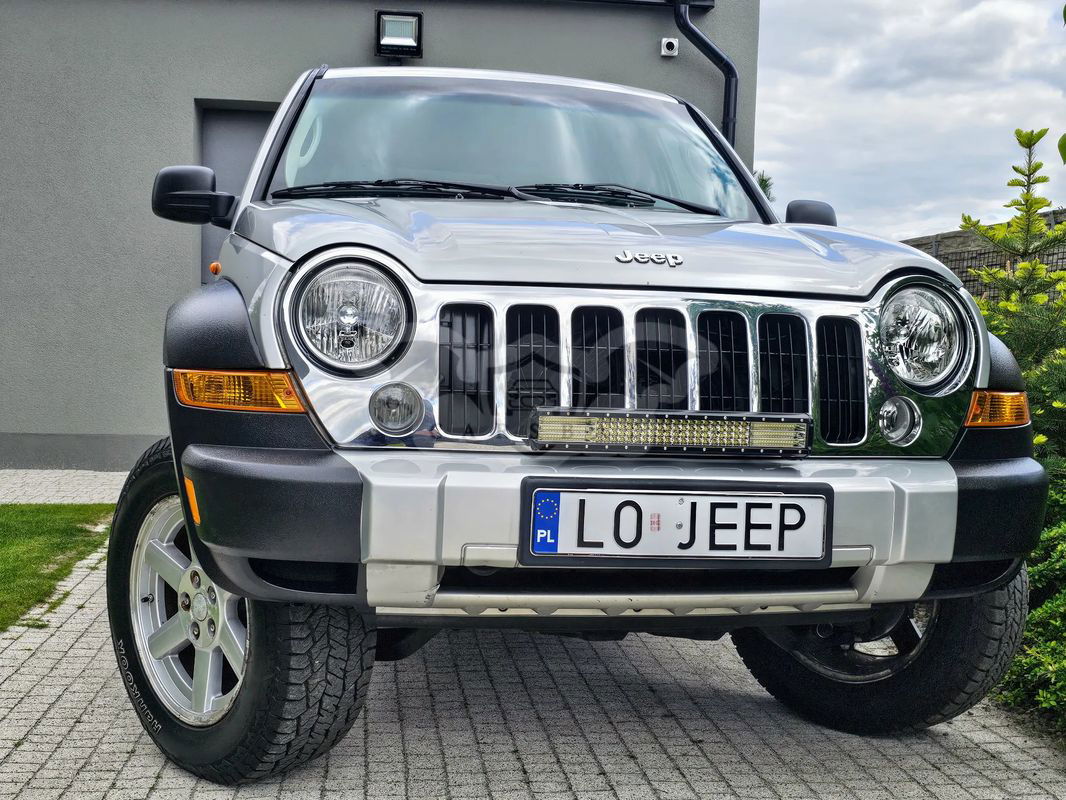 Jeep Cherokee III 2.8 CRD Limited 2006