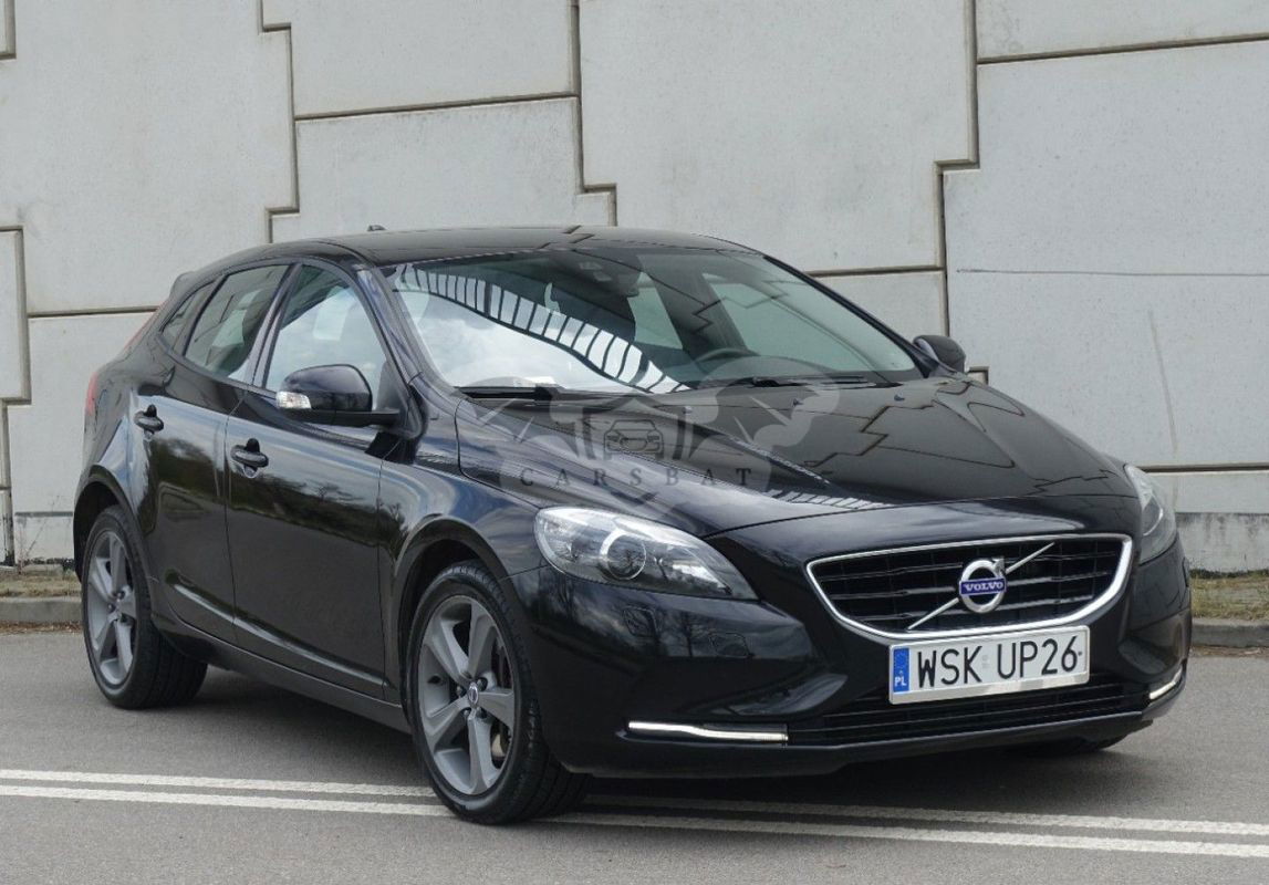 Volvo V40 II D3 Momentum 2013