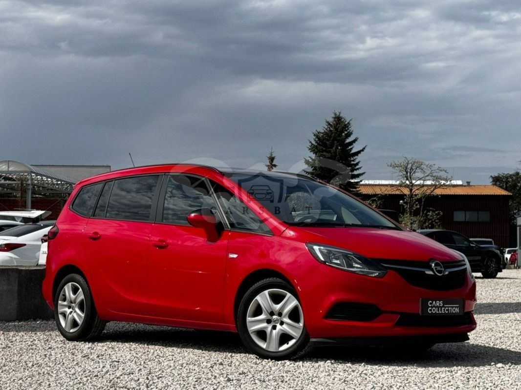 Opel Zafira C 2017