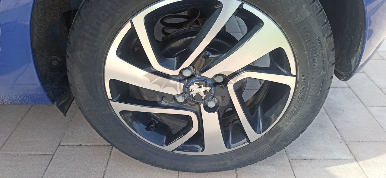 Peugeot 108 VTI 72 Stop&Start Allure 2021
