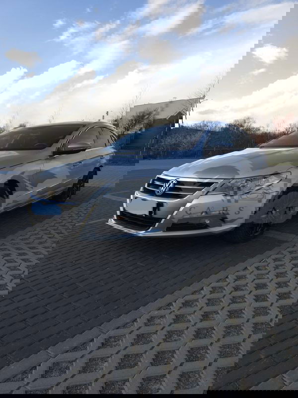 Volkswagen Passat B7 2011