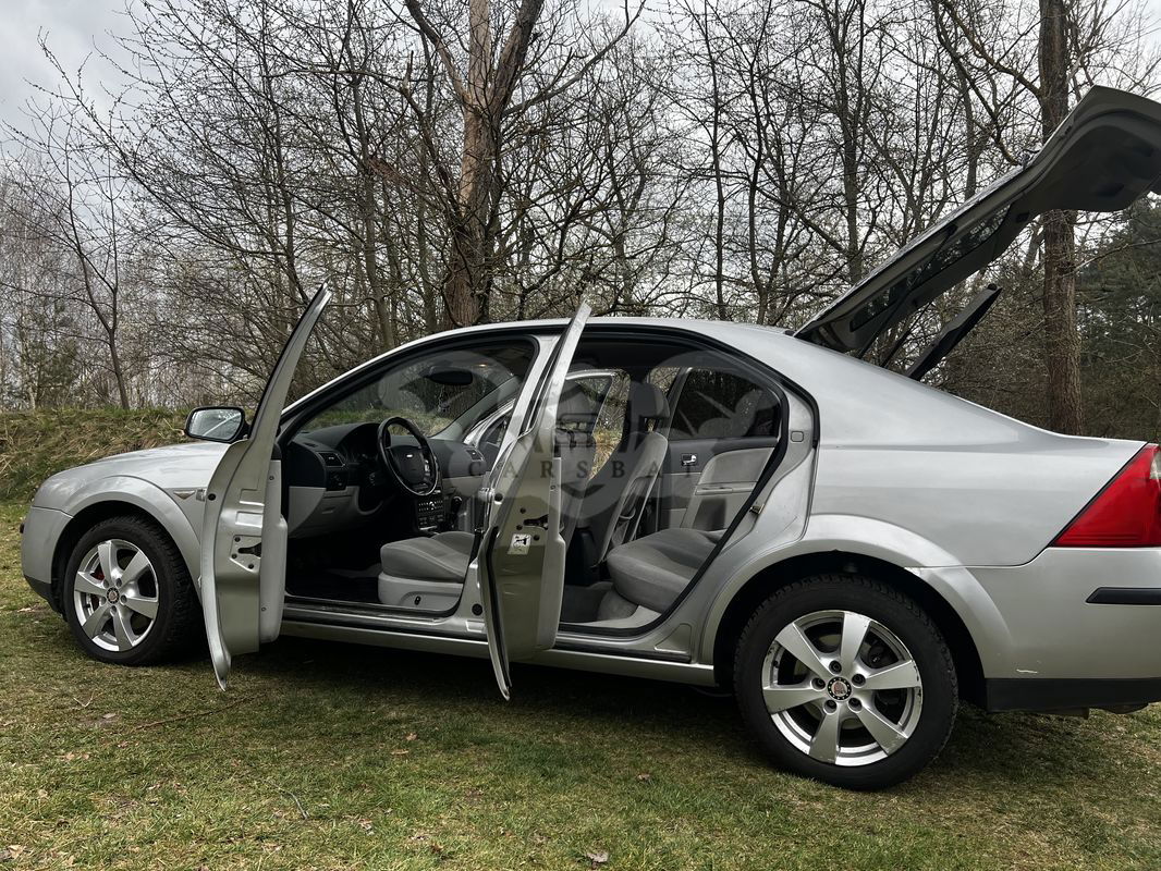 Ford Mondeo Mk3 2.0 TDCi Ghia Executive 2004