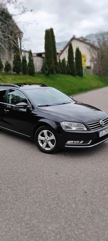 Volkswagen Passat B7 Variant 2.0 Blue TDI DSG SCR Comfortline 2011