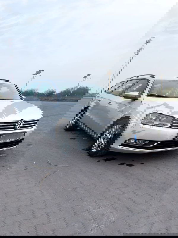 Volkswagen Passat B7 2.0 TDI DPF Trendline DSG 2011