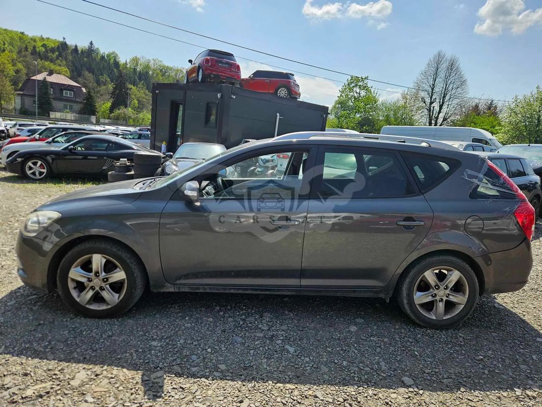 Kia Ceed I Cee'd 1.6 Crdi Comfort + 2011