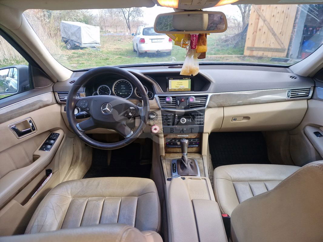 Mercedes-Benz E W212 250 T CDI DPF BlueEFFICIENCY Automatik Elegance 2010