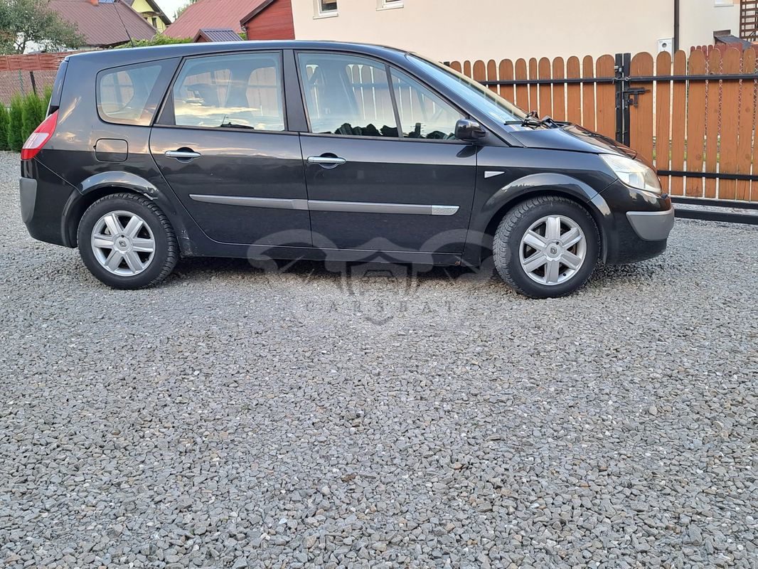 Renault Grand Scenic II 2004