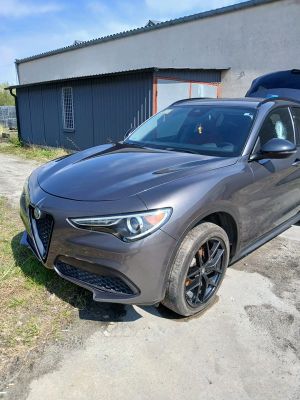 Alfa Romeo Stelvio 2021