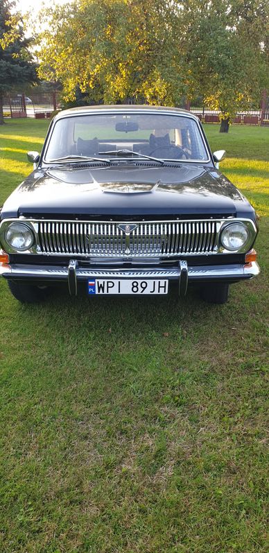 GAZ 2410 Volga 1985