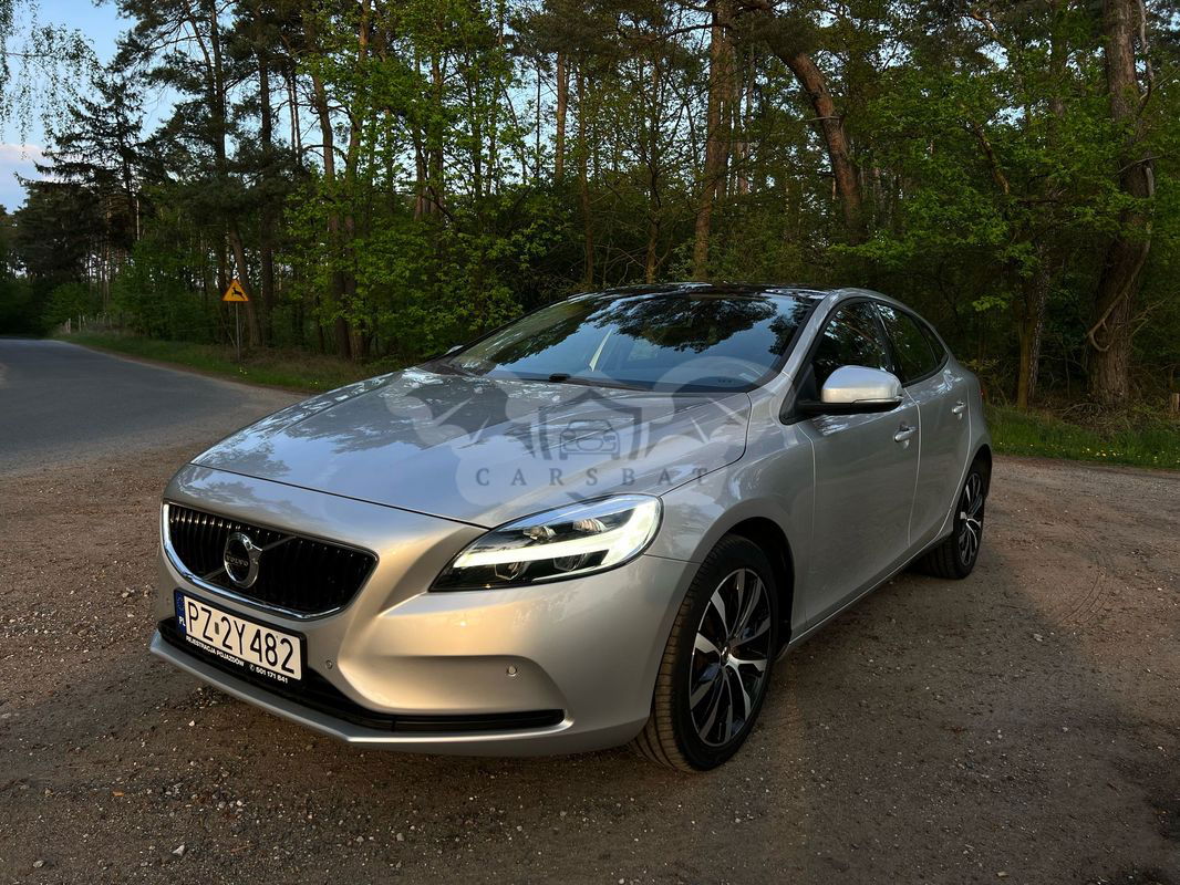 Volvo V40 II T2 Momentum 2019
