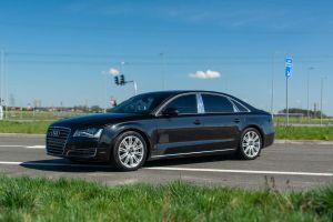 Audi A8 D4 4.2 FSI L Quattro 2011