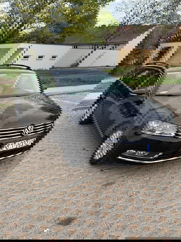 Volkswagen Passat B7 2.0 TDI Comfortline 2011