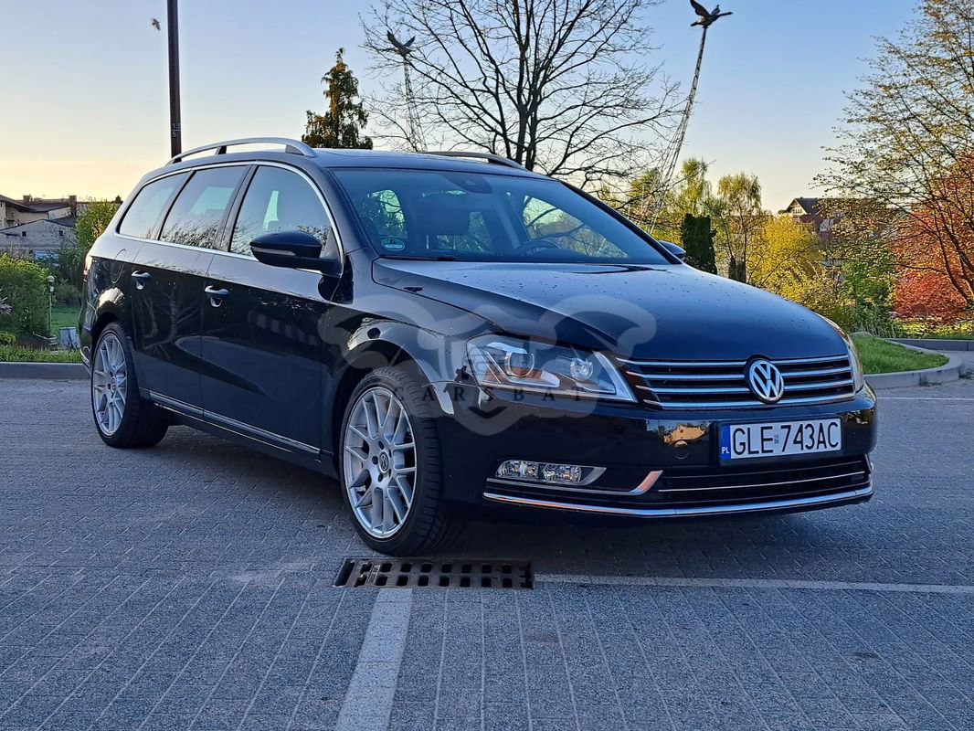 Volkswagen Passat B7 2.0 TDI DPF Highline DSG 2011