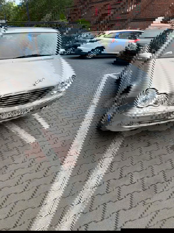 Mercedes-Benz C W203 2003