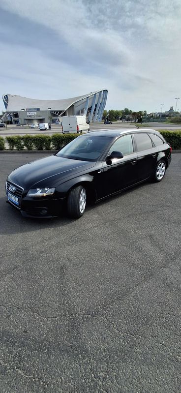 Audi A4 B8 Avant 2.0 TDI DPF Ambition 2009
