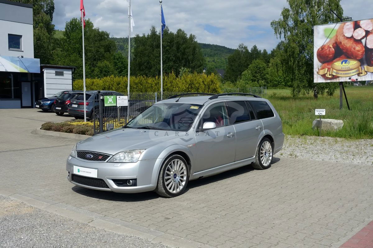 Ford Mondeo Mk3 3.0 V6 ST 220 2004