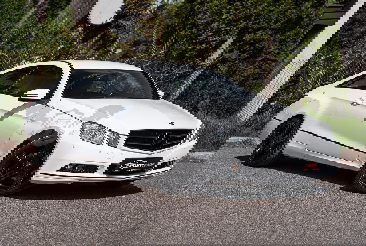 Mercedes-Benz E W212 250 CGI Coupe BlueEFFICIENCY Automatik Avantgarde 2010