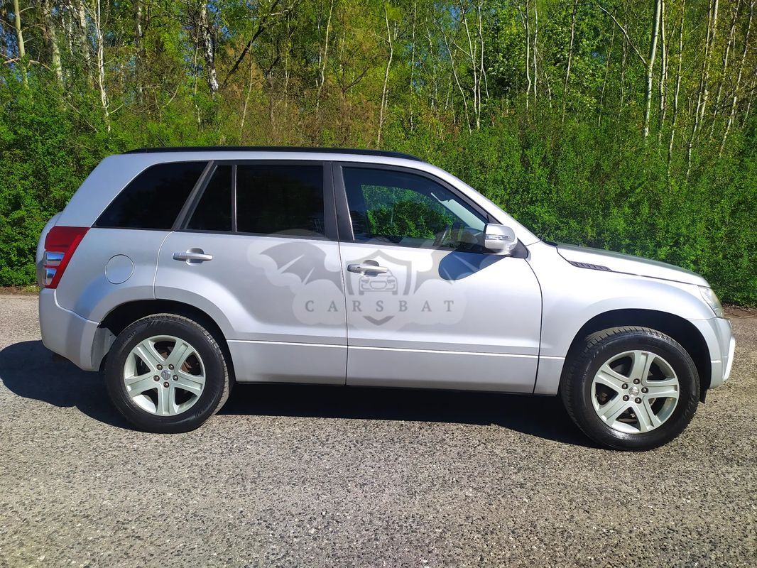Suzuki Grand Vitara II 2.4 Premium EU5 2011