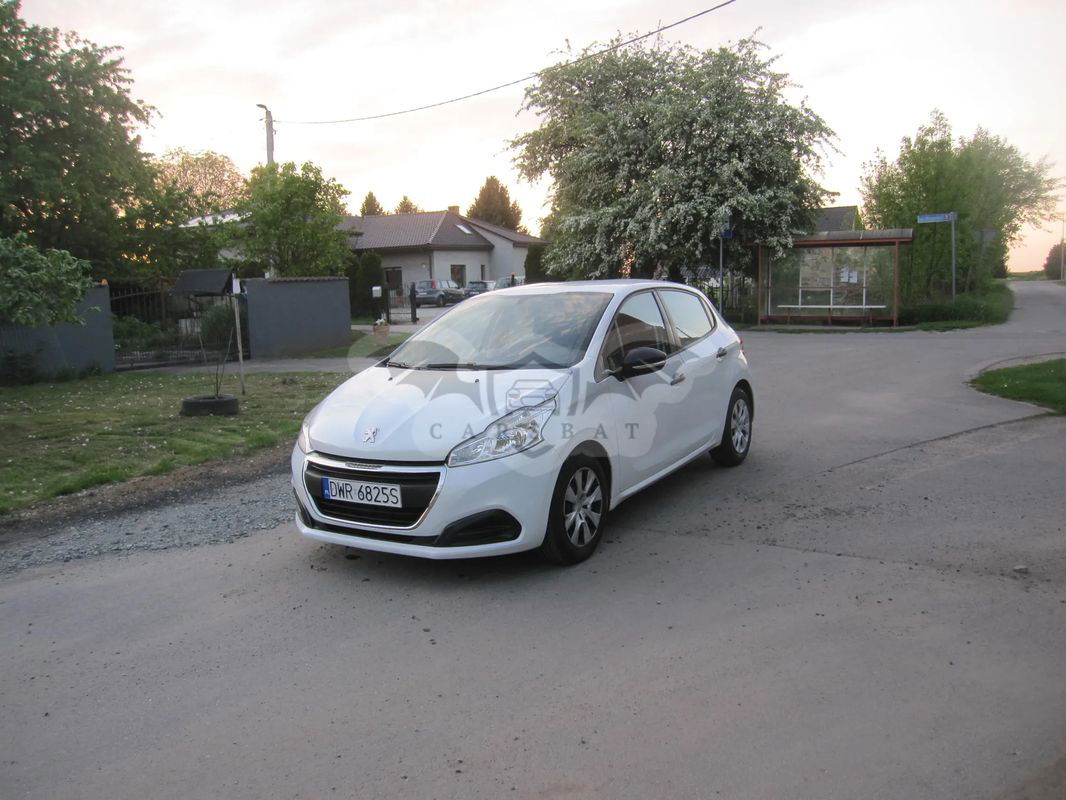 Peugeot 208 I 1.6 e-HDi Allure STT 2016