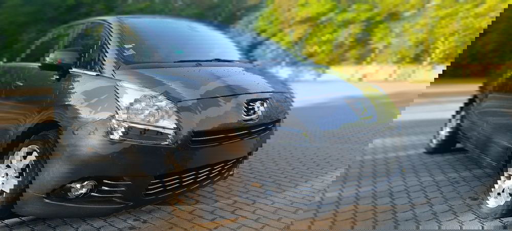 Peugeot 5008 I 2.0 HDi Active 2010