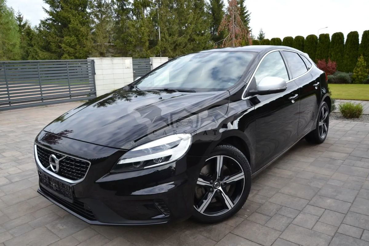 Volvo V40 I D3 Drive-E R-Design Momentum 2019