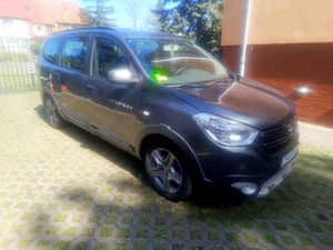 Dacia Lodgy dCi 110 Stepway Celebration 2017