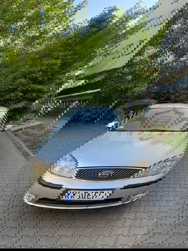 Ford Mondeo Mk3 2.5 V6 Ghia 2005