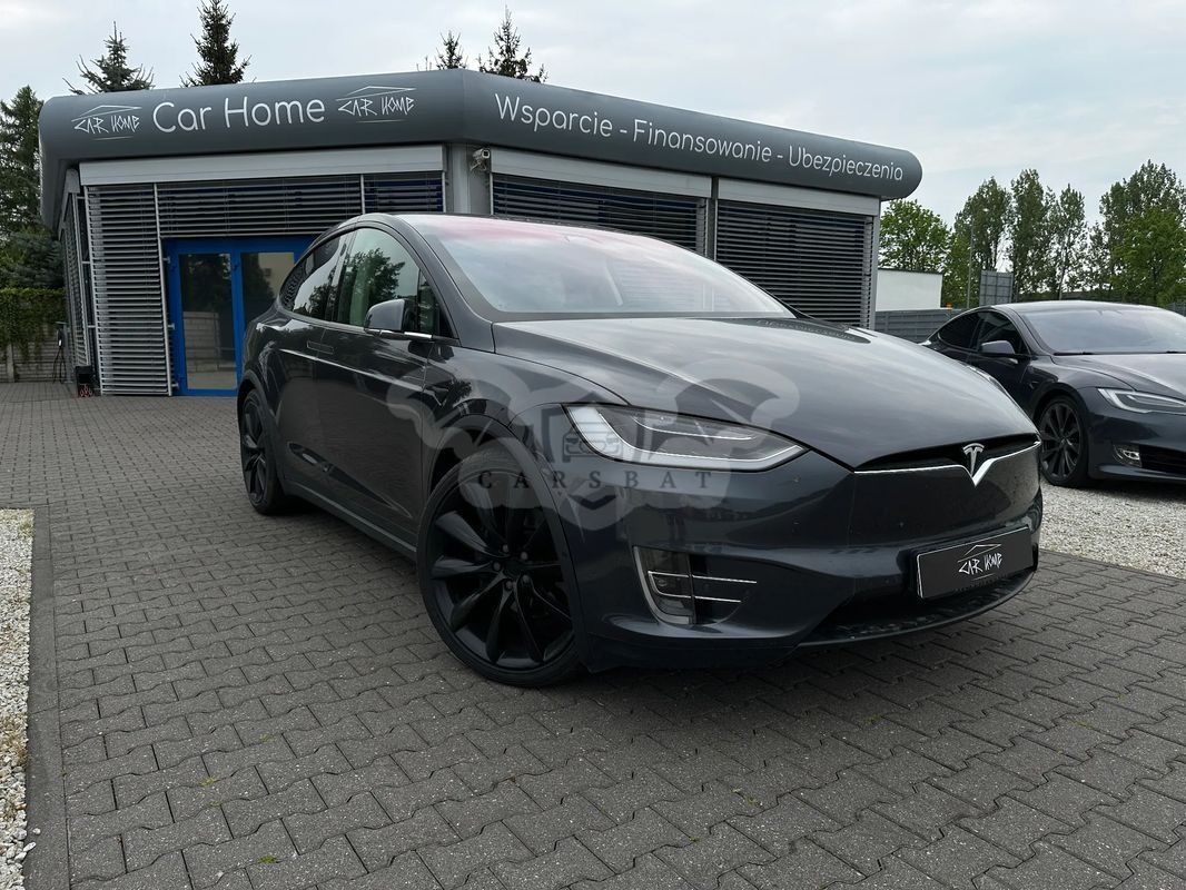 Tesla Model X 2018