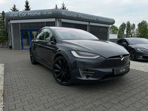 Tesla Model X 2018