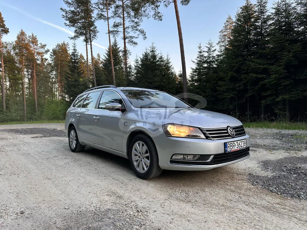 Volkswagen Passat B7 2.0 TDI 4Mot Highline DSG 2011