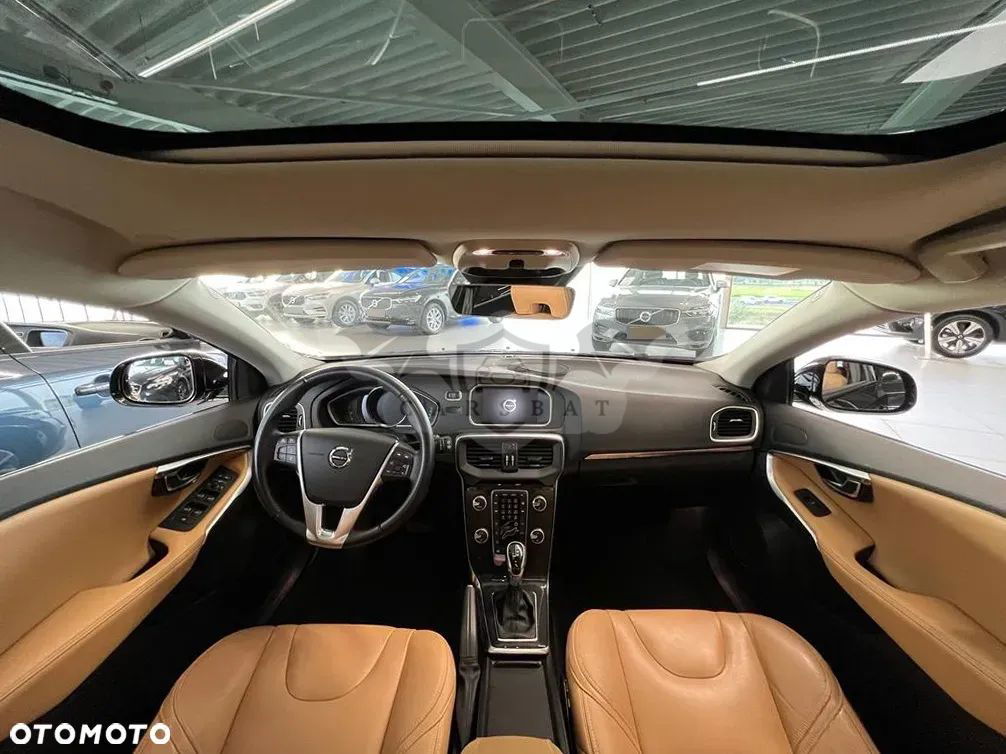 Volvo V40 II 2019