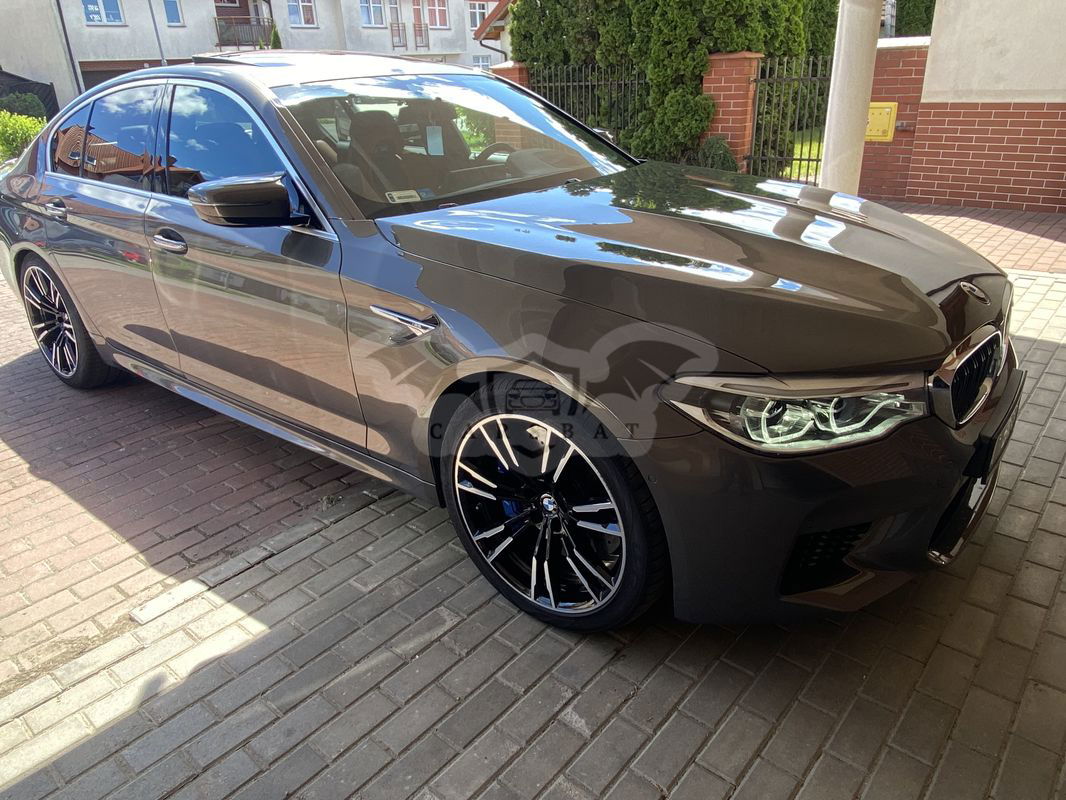 BMW M5 Standard 2018