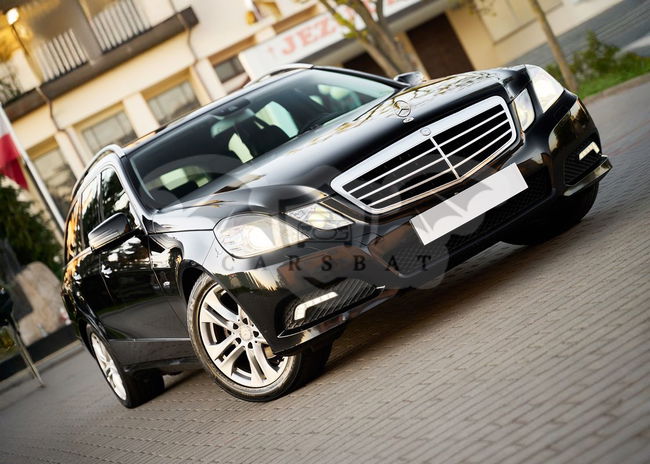 Mercedes-Benz E W212 220 T BlueTEC 9G-TRONIC 2010