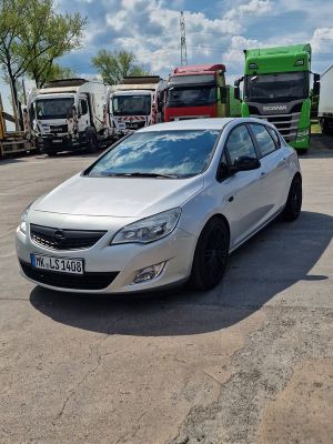 Opel Astra J 1.6 2010